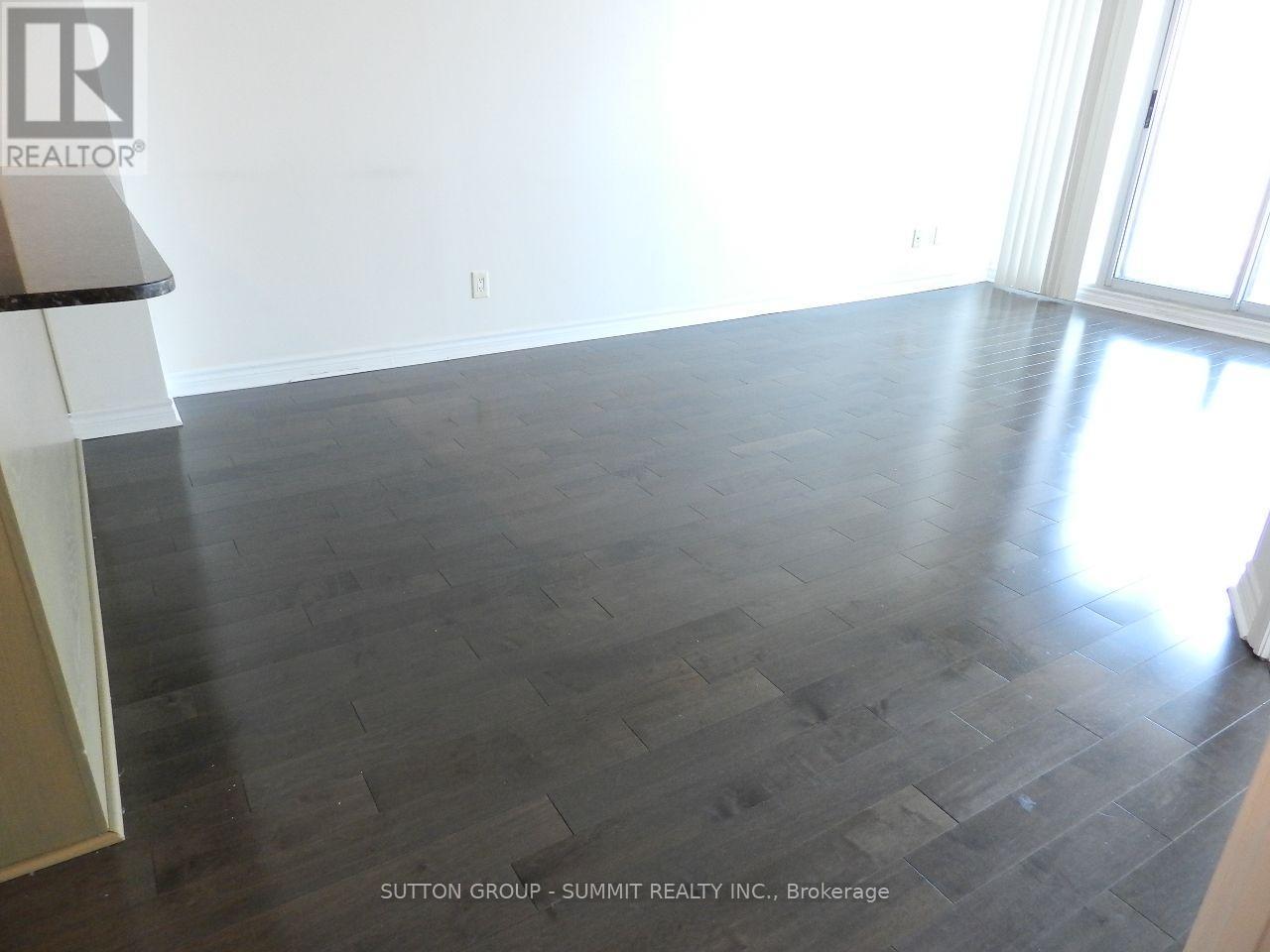 1003 - 3504 Hurontario Street Property Photo 4