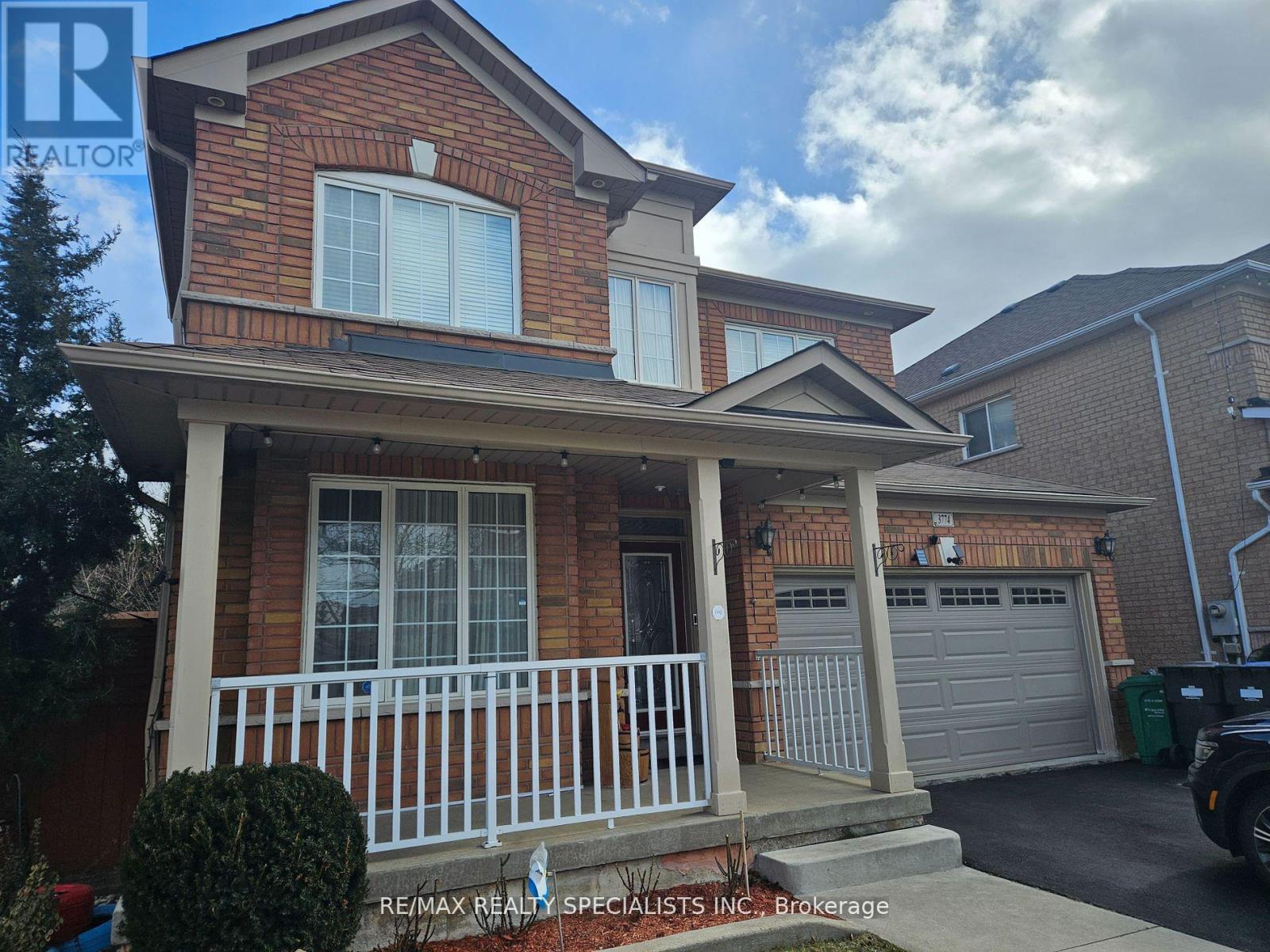 LOWER - 3774 ARBOURVIEW TERRACE
