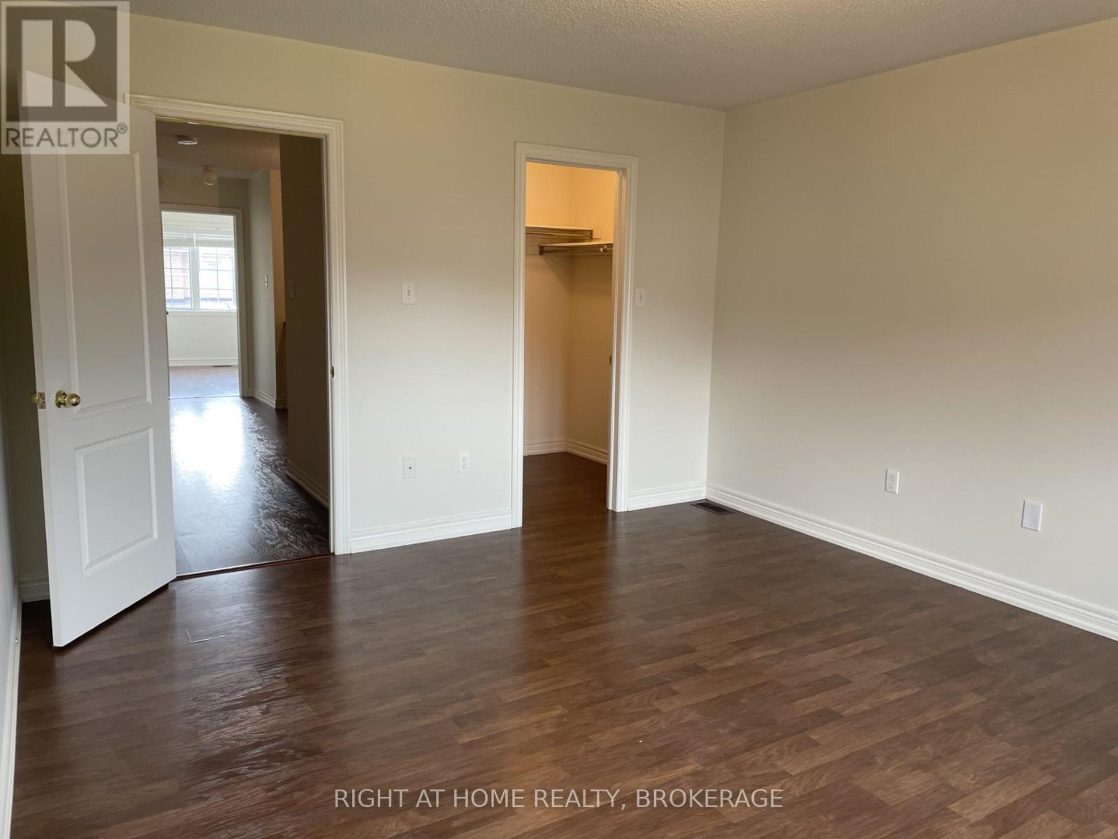 3211 Edwyna Drive Property Photo 14