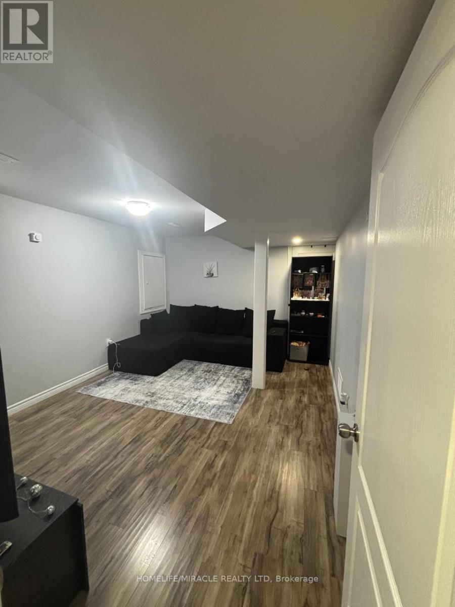 16 Truro Circle Property Photo 3