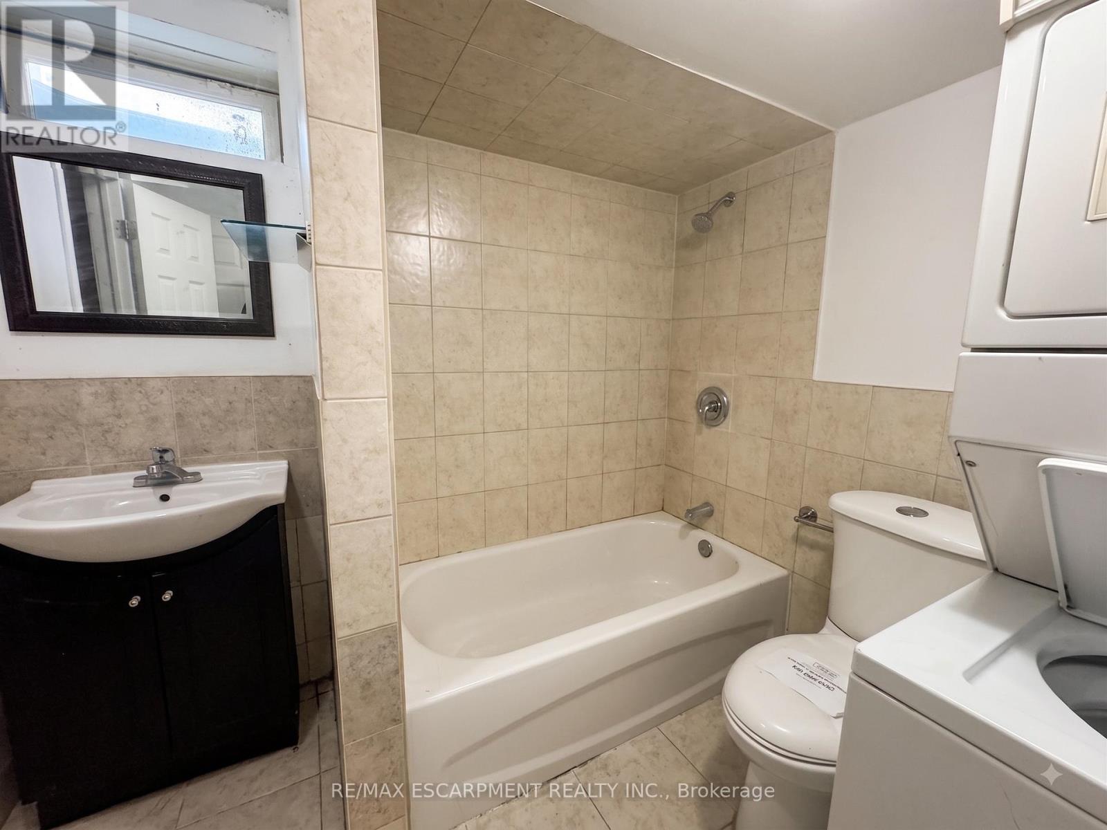 56 Peachleaf Crescent Property Photo 24