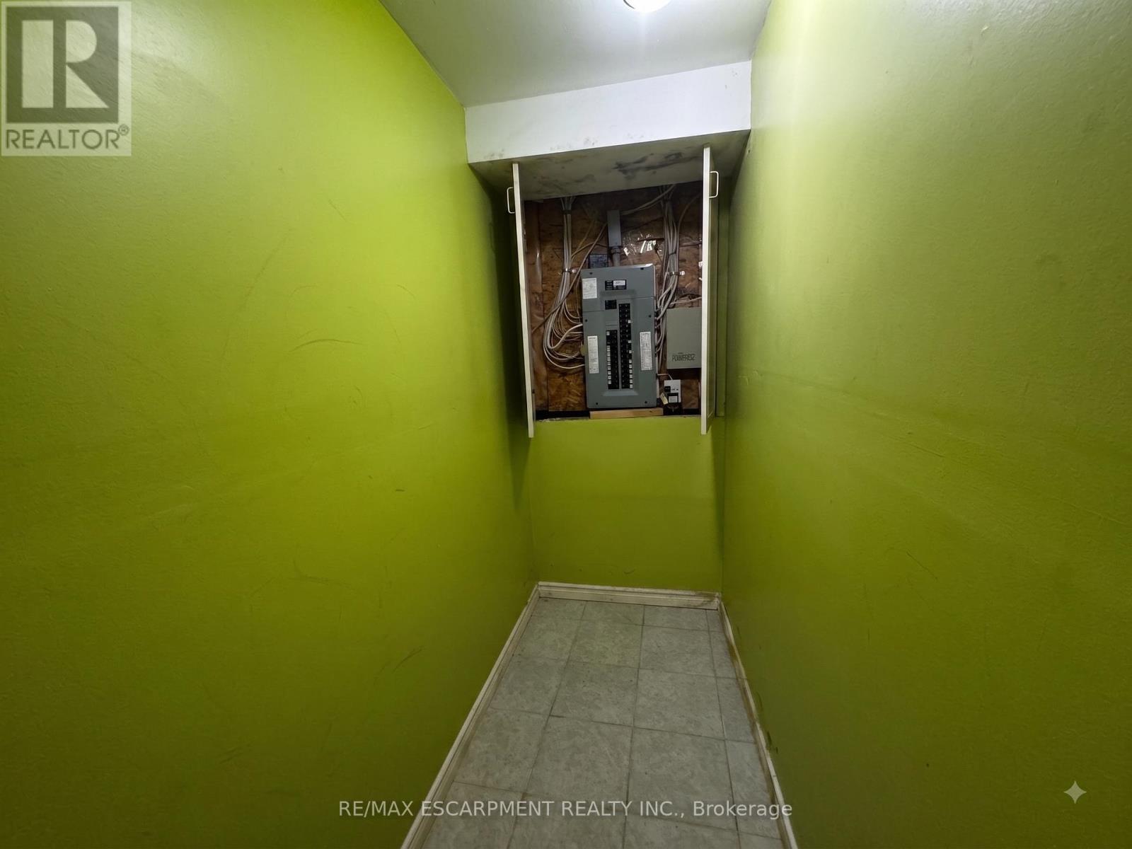 56 Peachleaf Crescent Property Photo 25