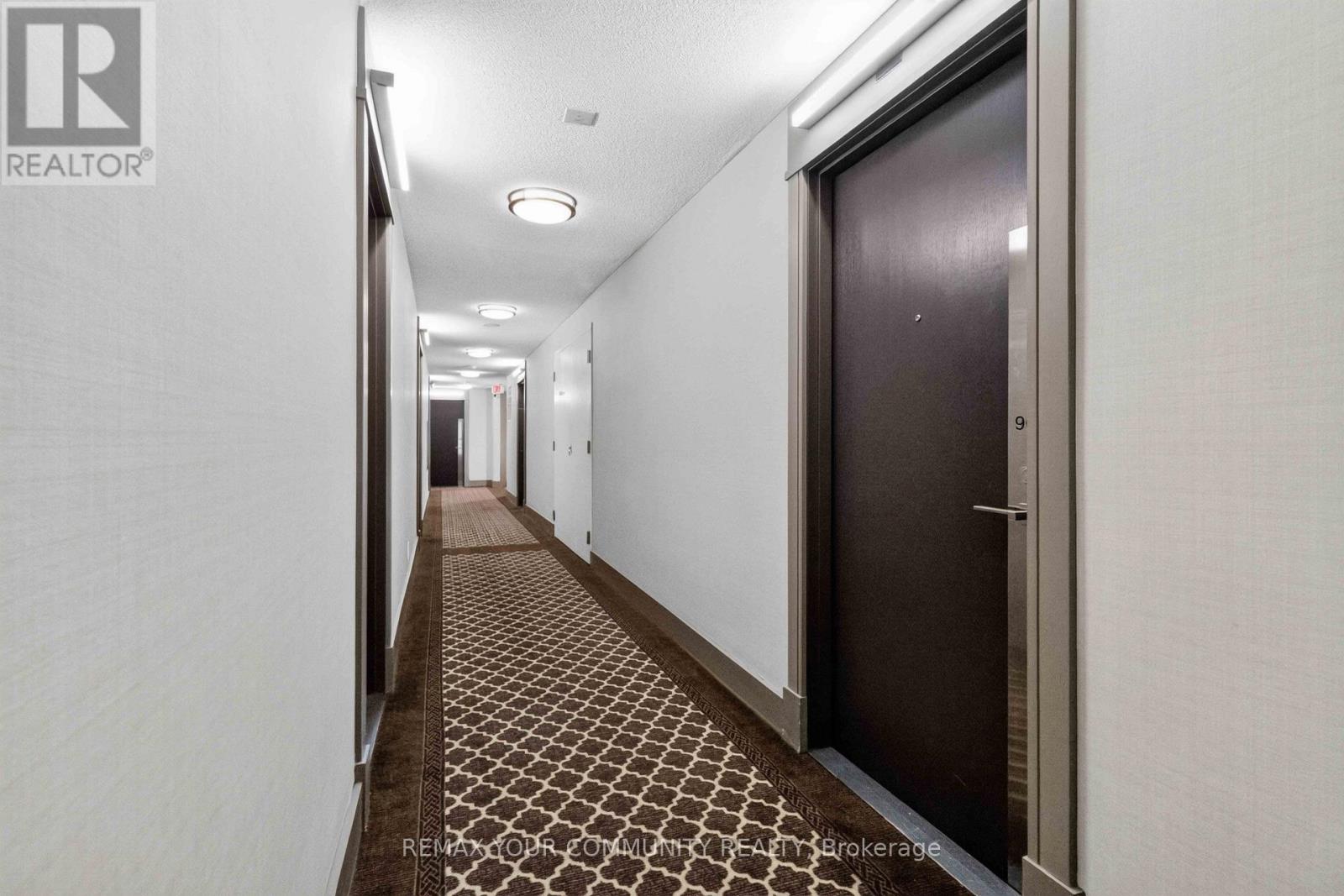 902 - 1060 Sheppard Avenue W Property Photo 7
