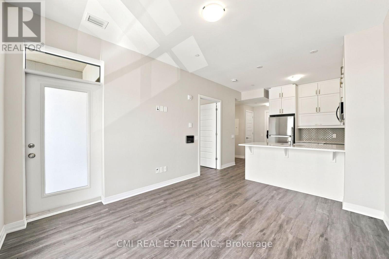 312 - 470 Gordon Krantz Avenue Property Photo 7