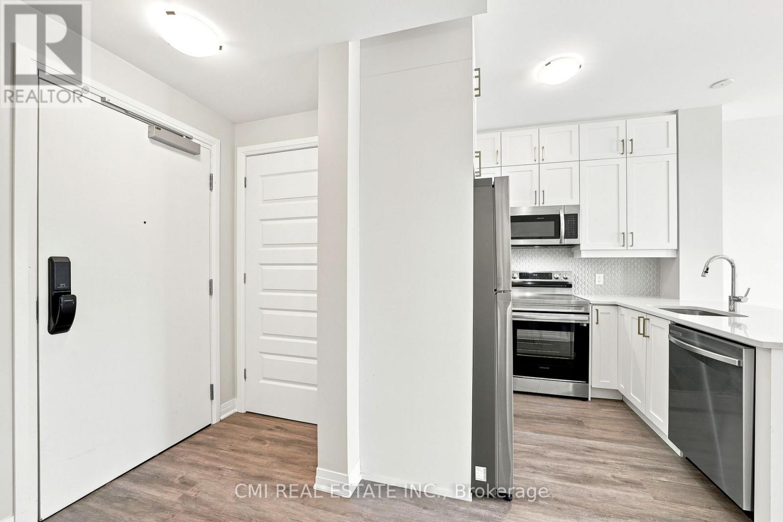 312 - 470 Gordon Krantz Avenue Property Photo 11