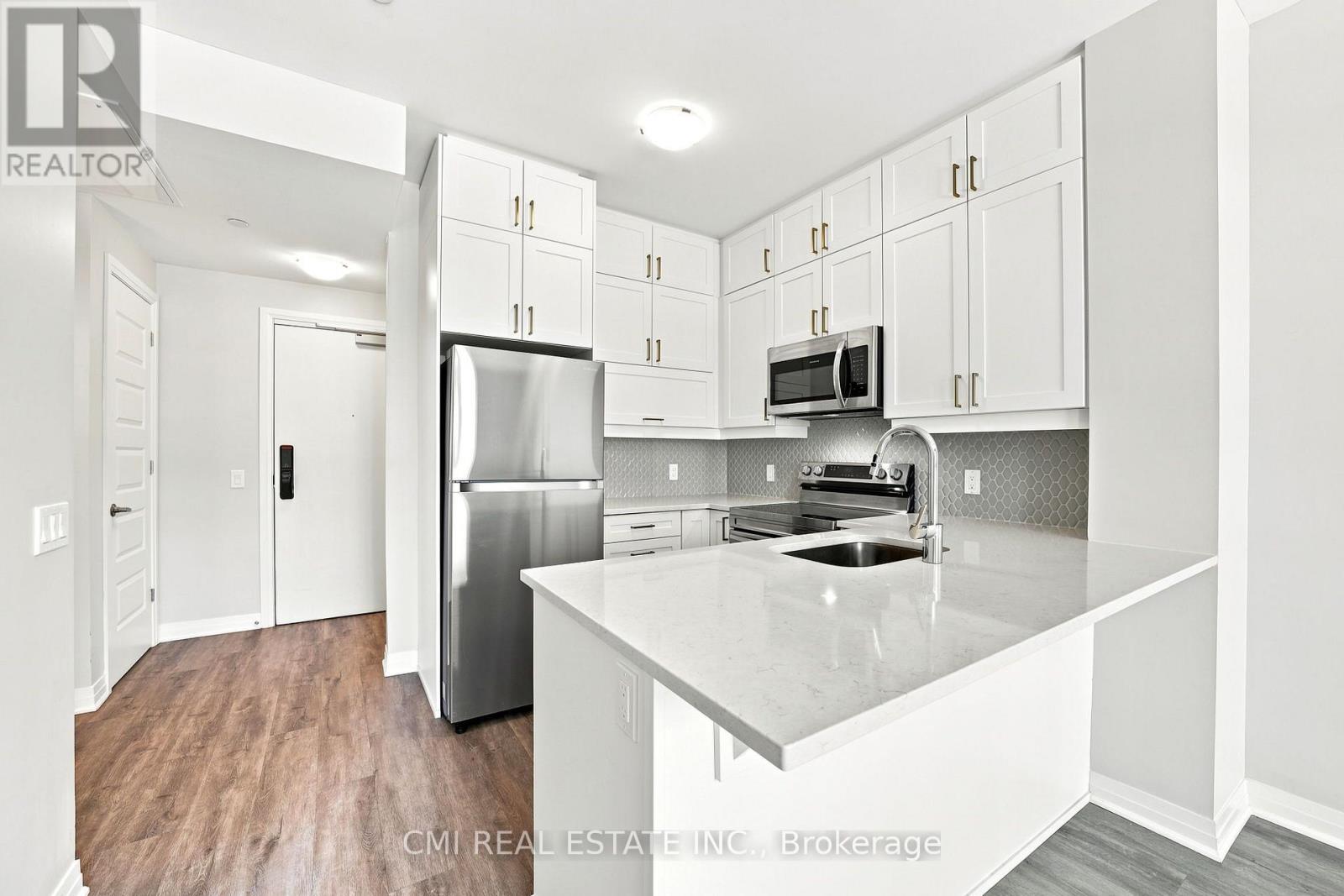 312 - 470 Gordon Krantz Avenue Property Photo 13