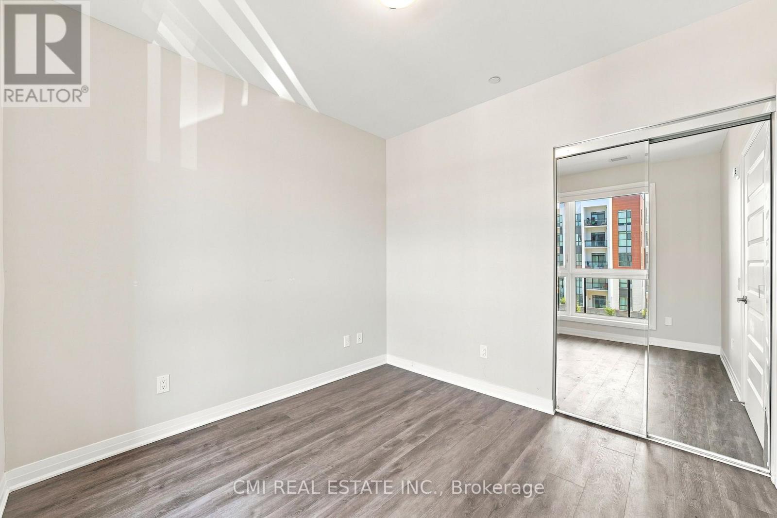 312 - 470 Gordon Krantz Avenue Property Photo 23