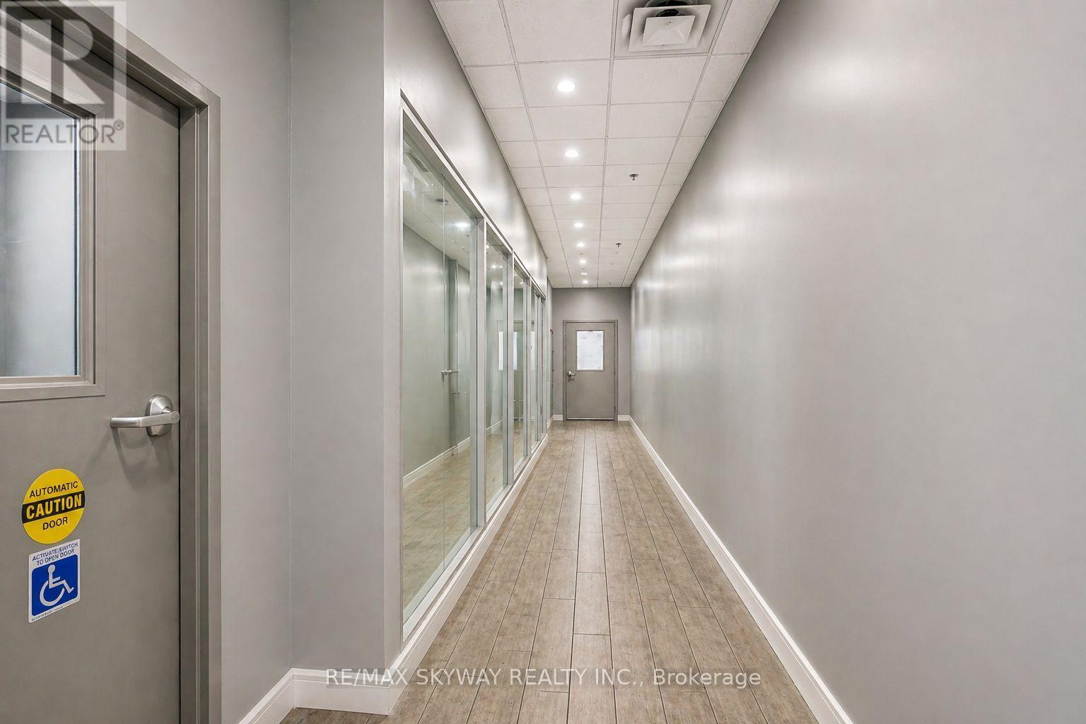 20 - 2070 Steeles Avenue E Property Photo 13