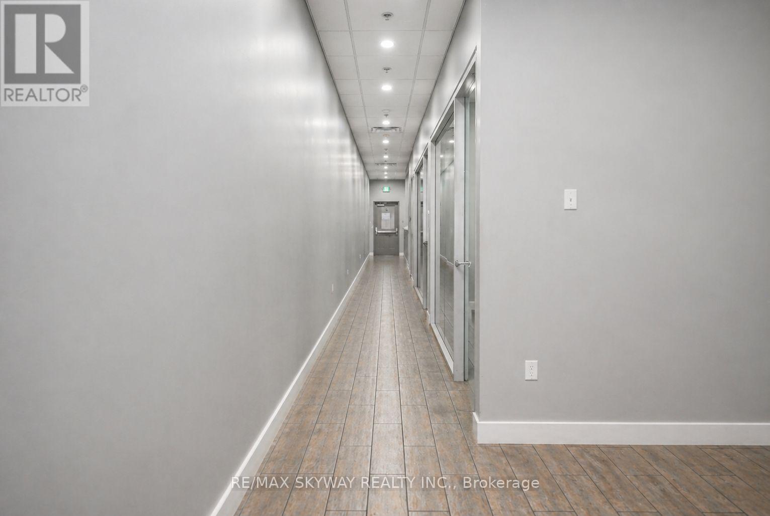 20 - 2070 Steeles Avenue E Property Photo 23