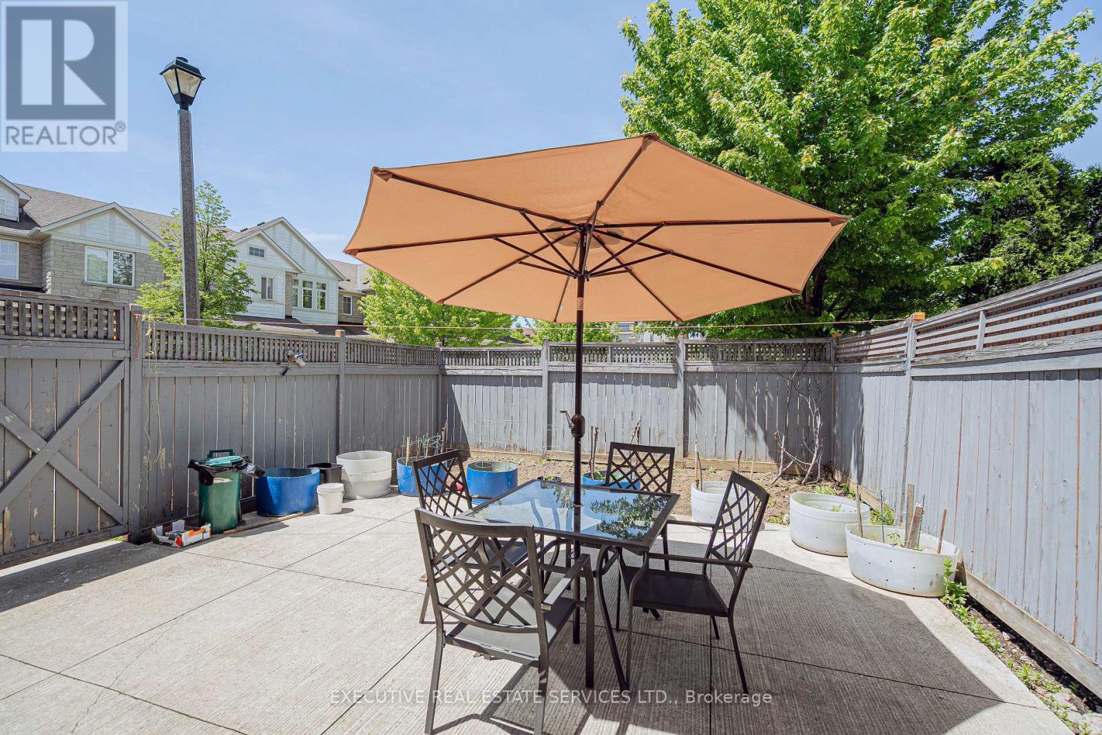 2 Nectarlane Avenue Property Photo 34