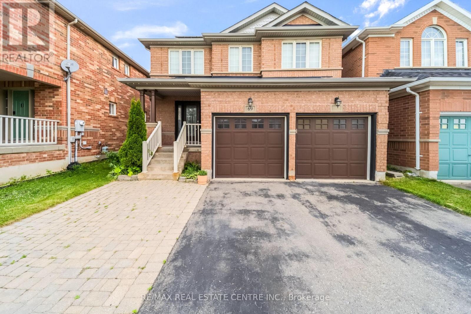 69 CROWN VICTORIA DRIVE Property Photo 1
