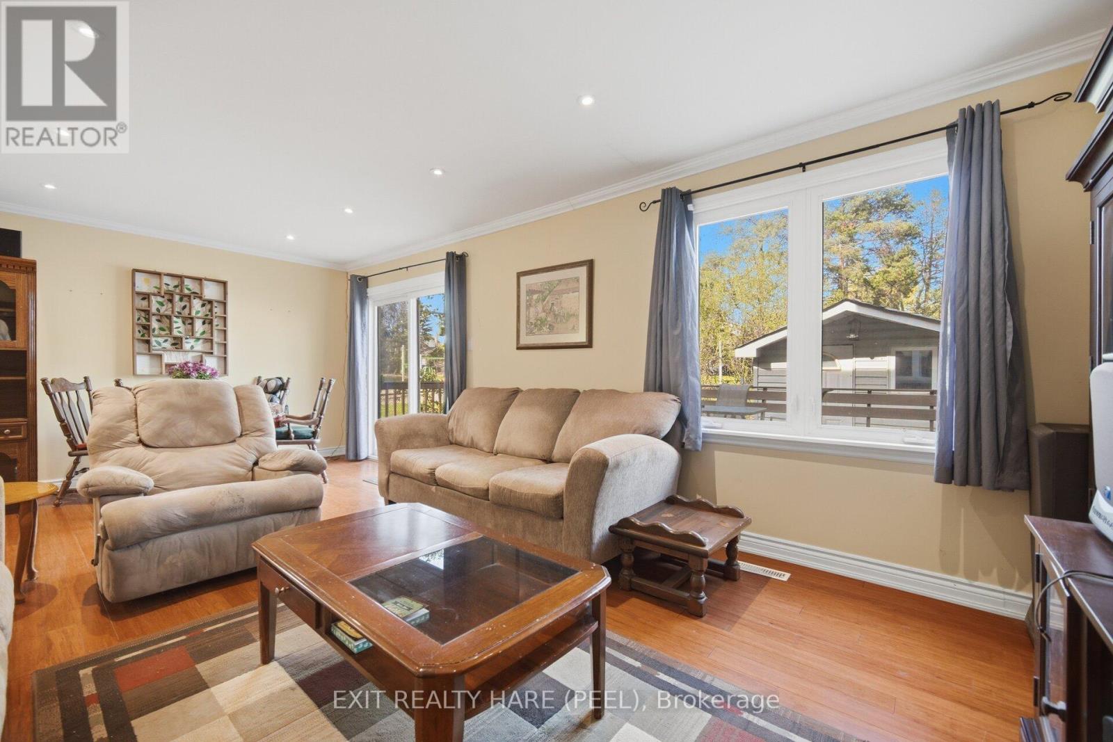 30 Thorsby Court Property Photo 17