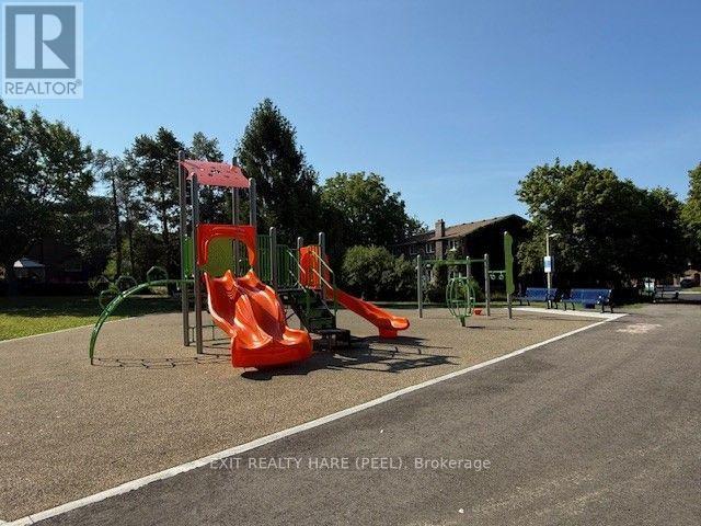 30 Thorsby Court Property Photo 48