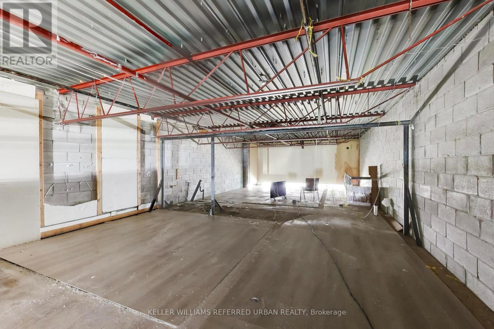 37 - 5359 Timberlea Boulevard Property Photo 13