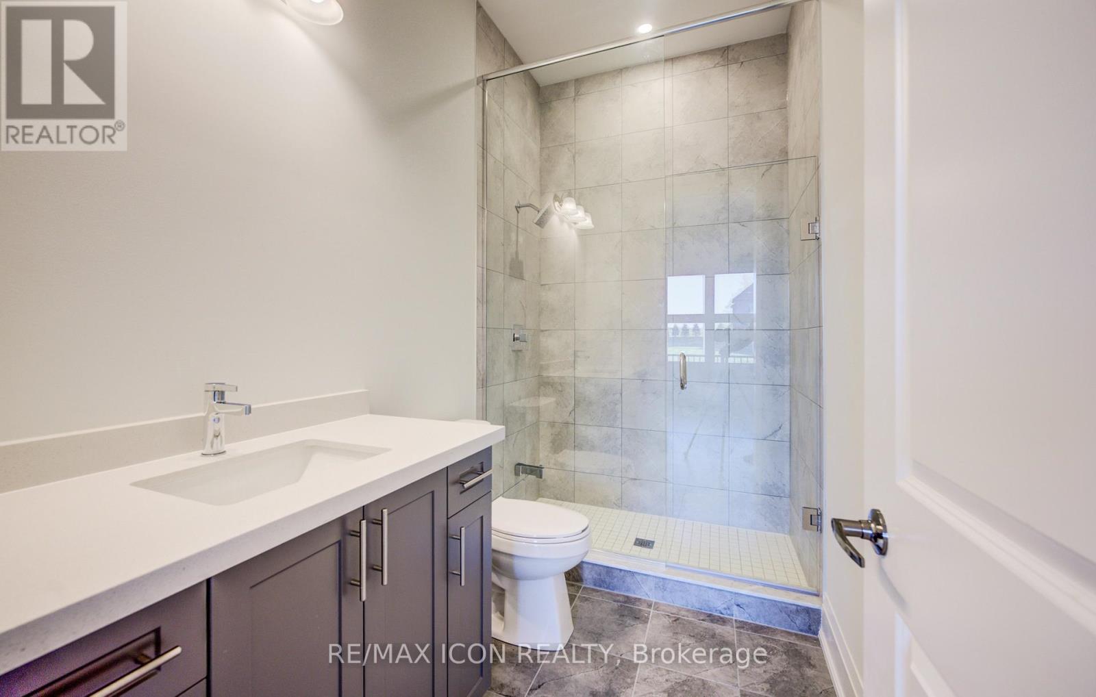 55 William Crisp Drive E Property Photo 27