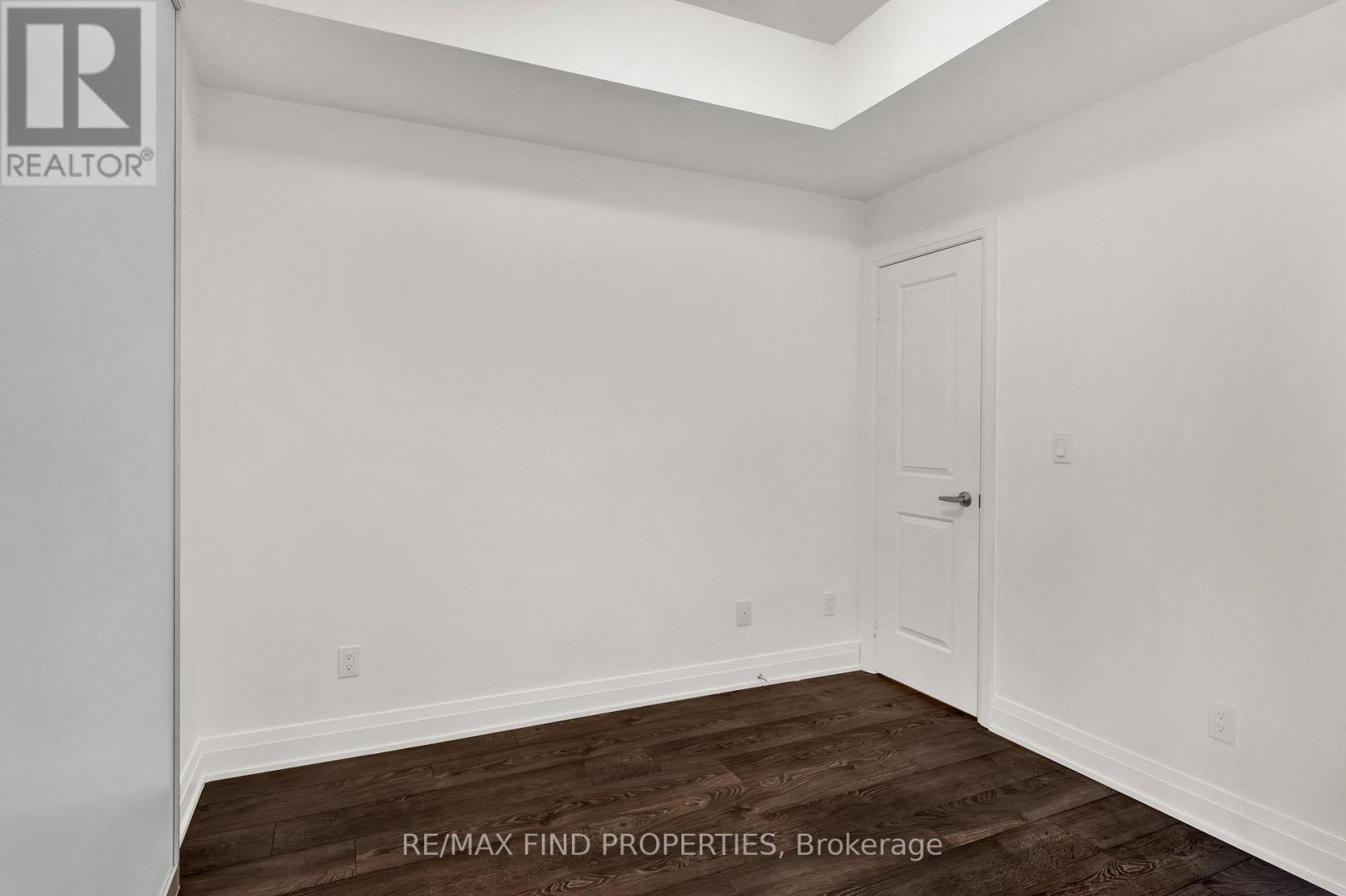 1504 - 55 Speers Road Property Photo 11