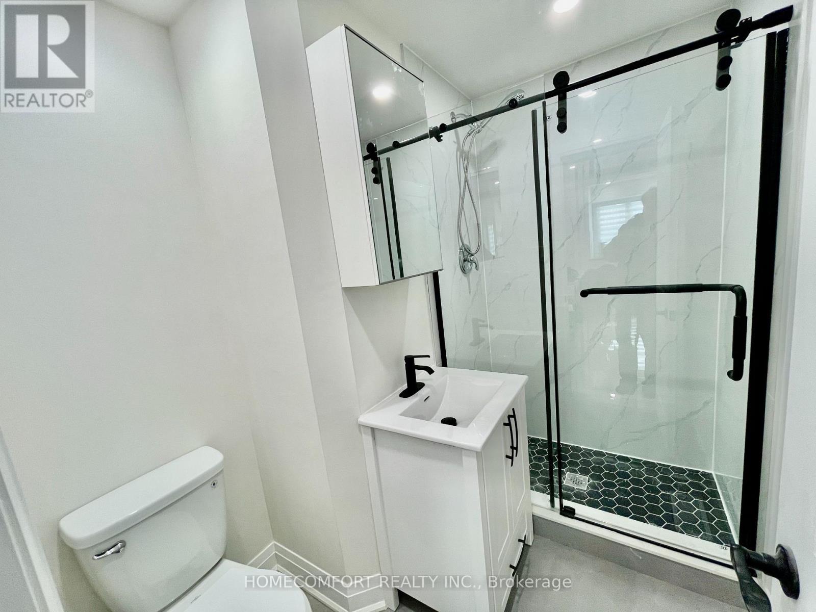Main - 20 St Clair Gardens Property Photo 7