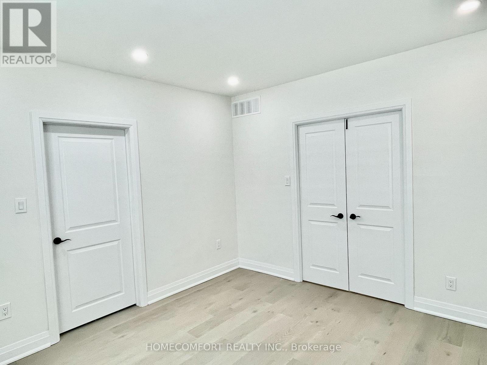 Main - 20 St Clair Gardens Property Photo 12