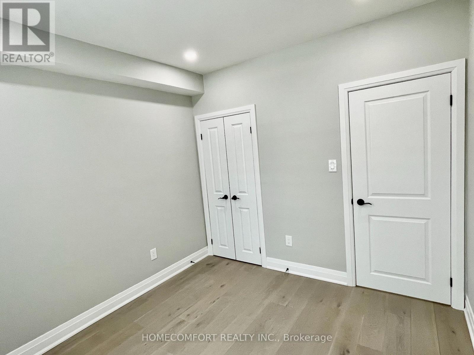 Main - 20 St Clair Gardens Property Photo 14