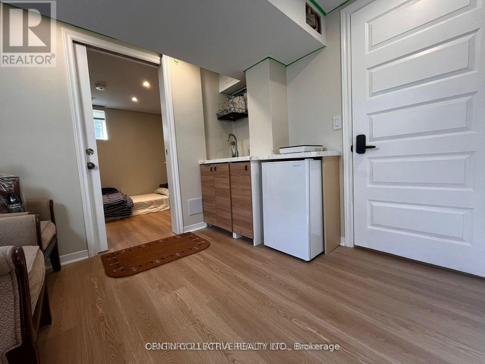 280 Thirtieth Street Property Photo 1