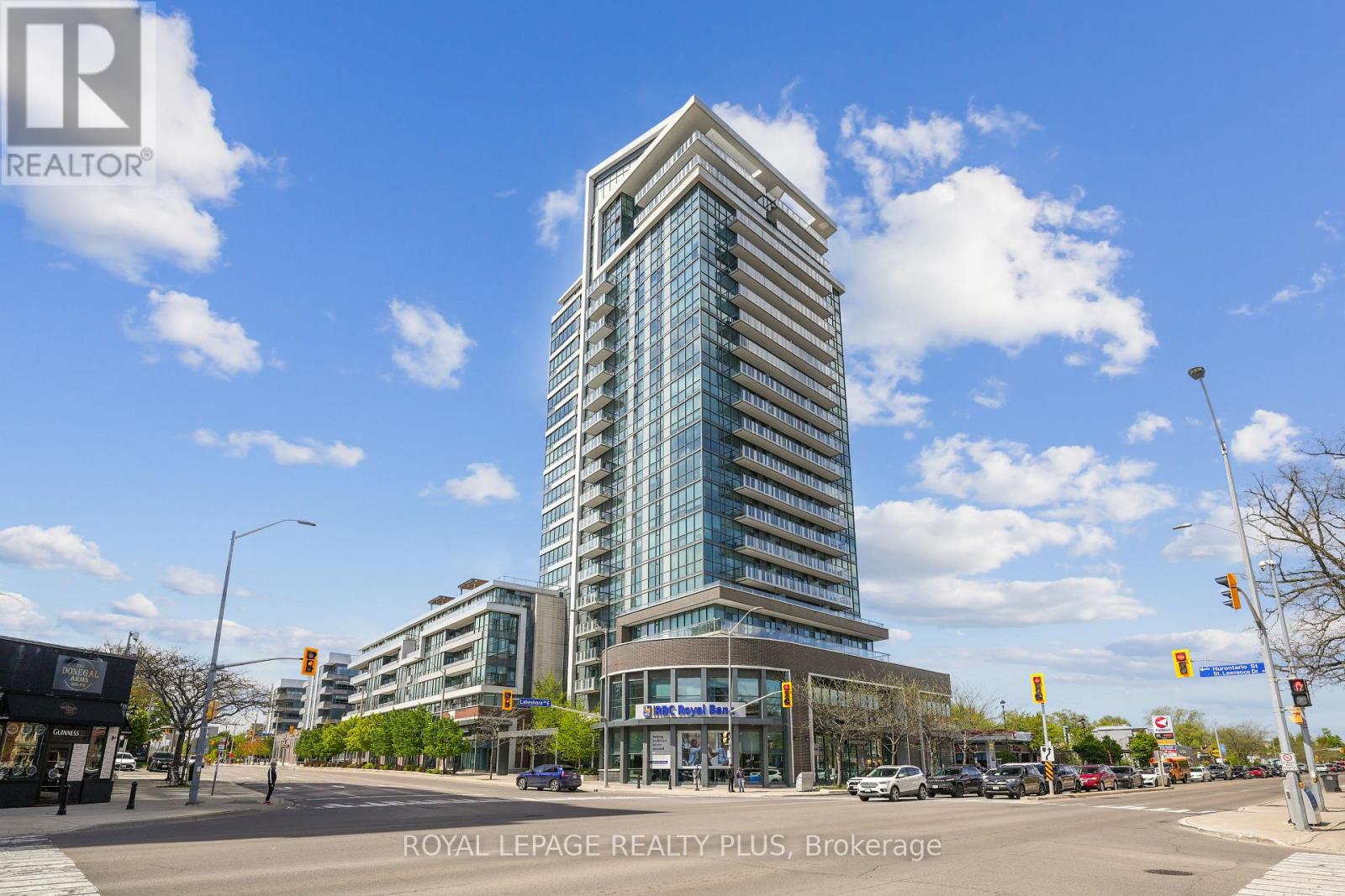 403 - 1 HURONTARIO STREET Property Photo 1