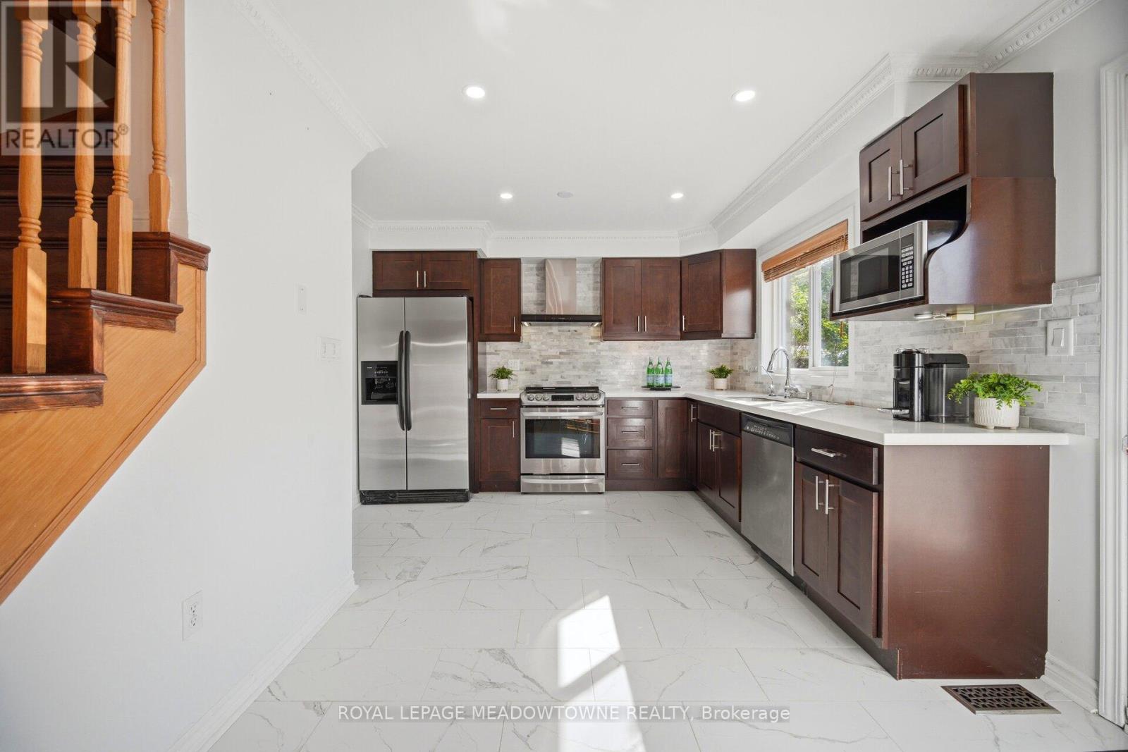 62 Sugarhill Drive Property Photo 16