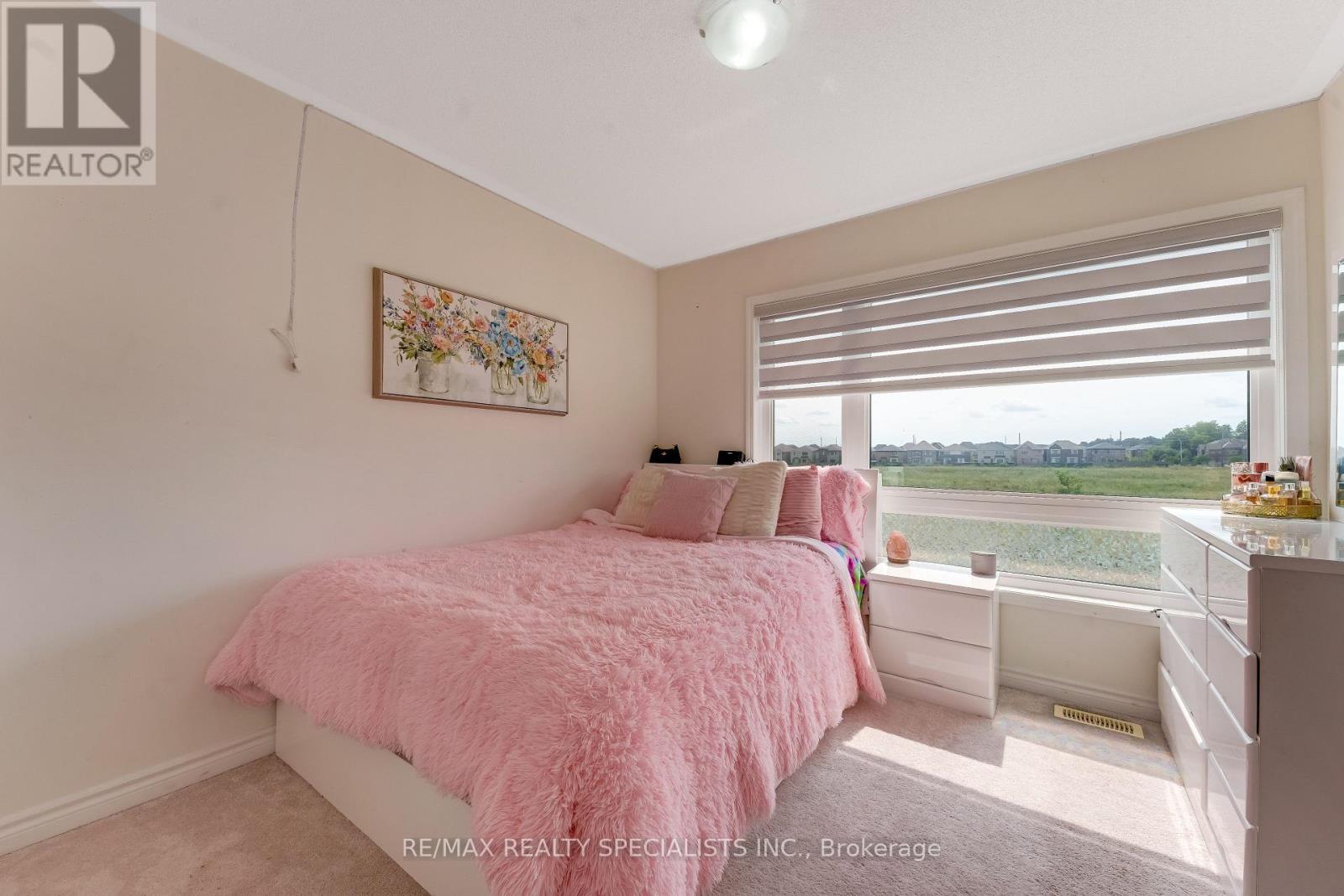 1 Boothill Drive Property Photo 19