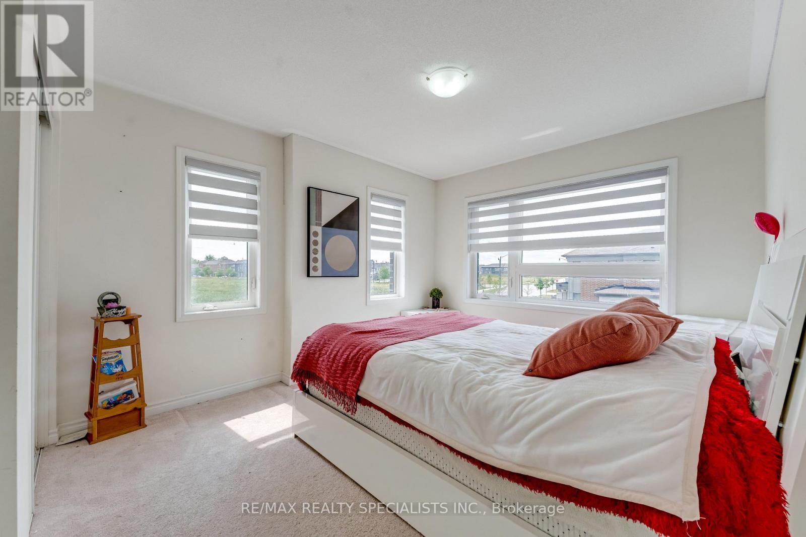1 Boothill Drive Property Photo 23