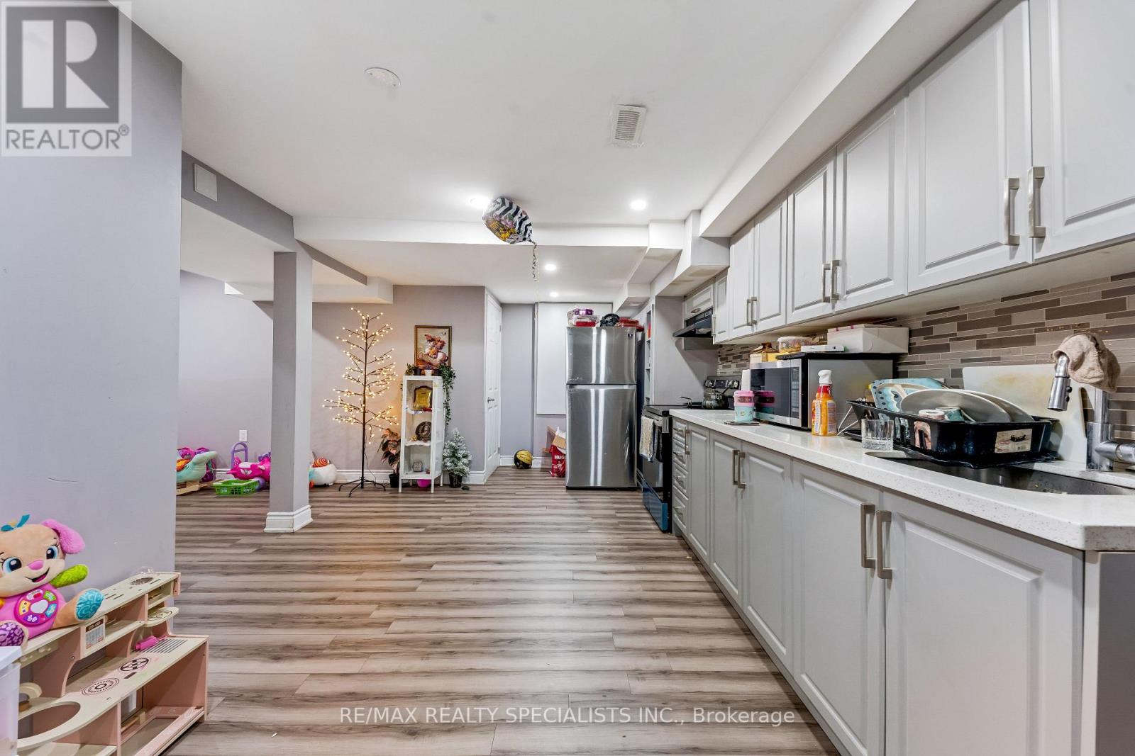 1 Boothill Drive Property Photo 28