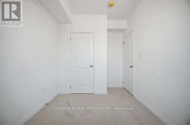 14 - 417 Dougall Avenue Property Photo 15