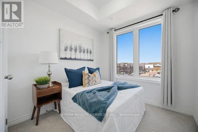 14 - 417 Dougall Avenue Property Photo 16