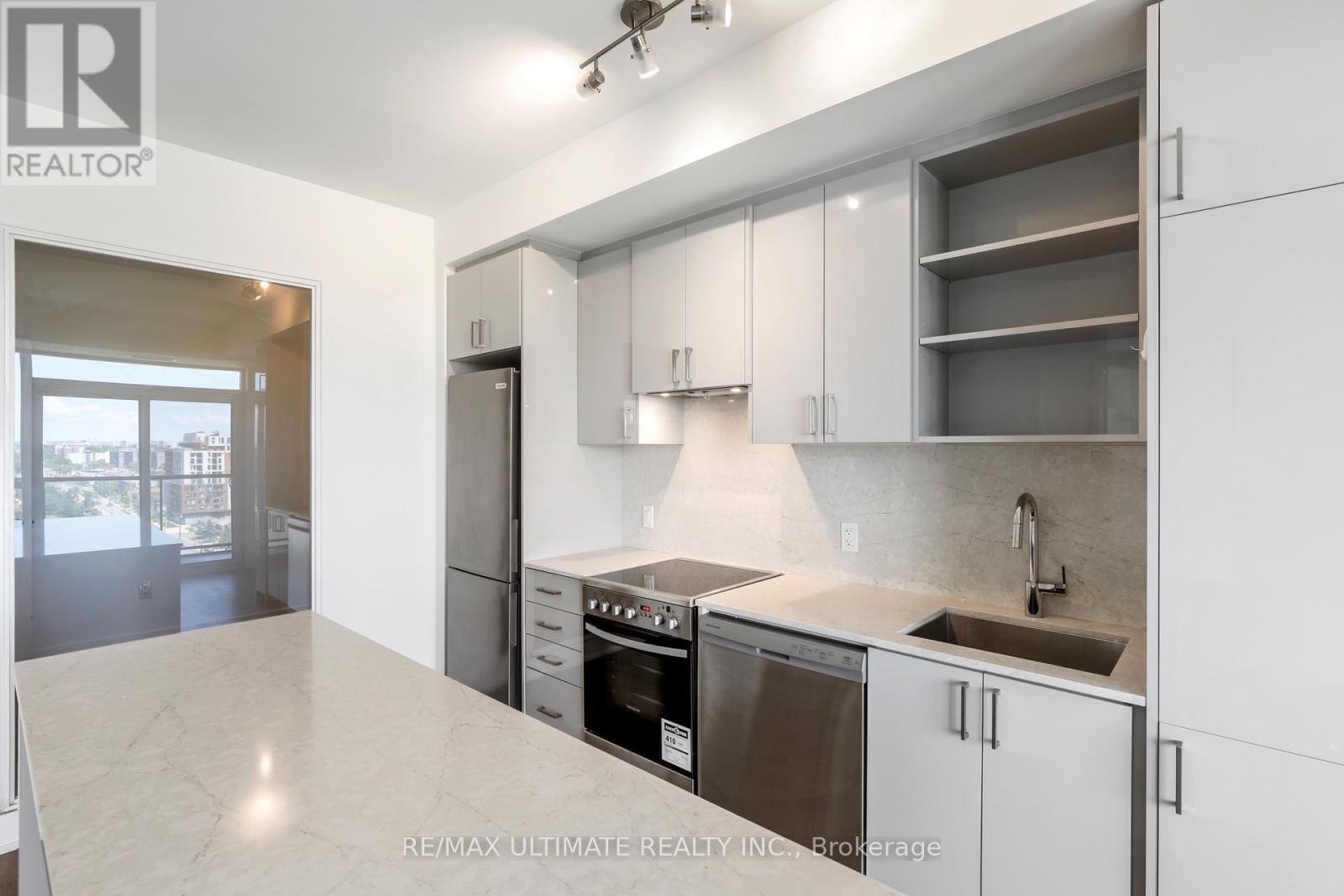 906 - 50 George Butchart Drive Property Photo 16