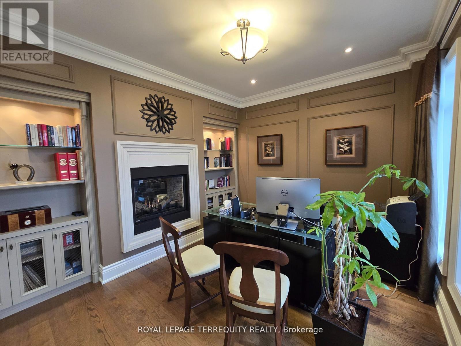 19 Black Diamond Crescent Property Photo 5