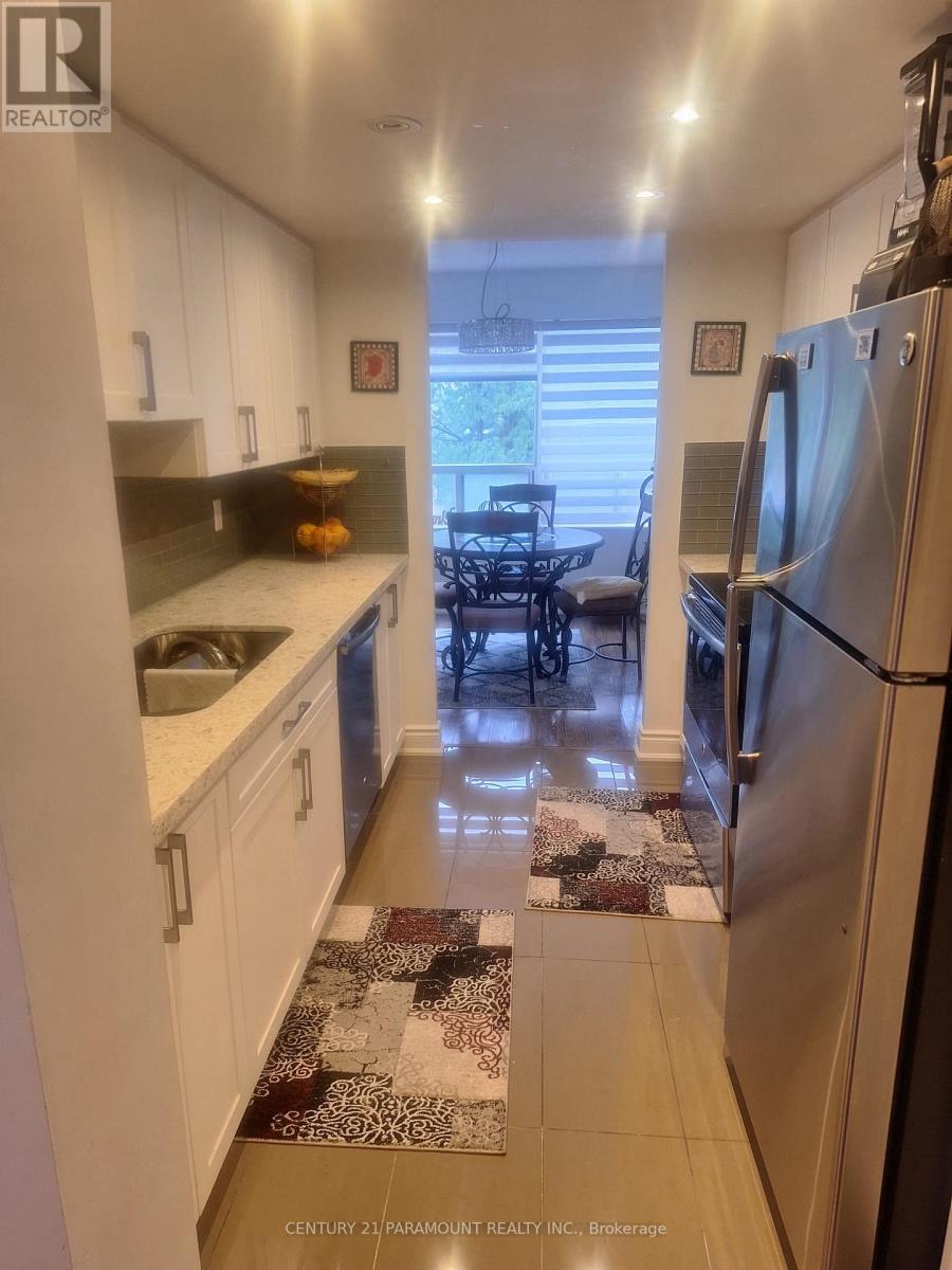 404 - 325 Webb Drive N Property Photo 2