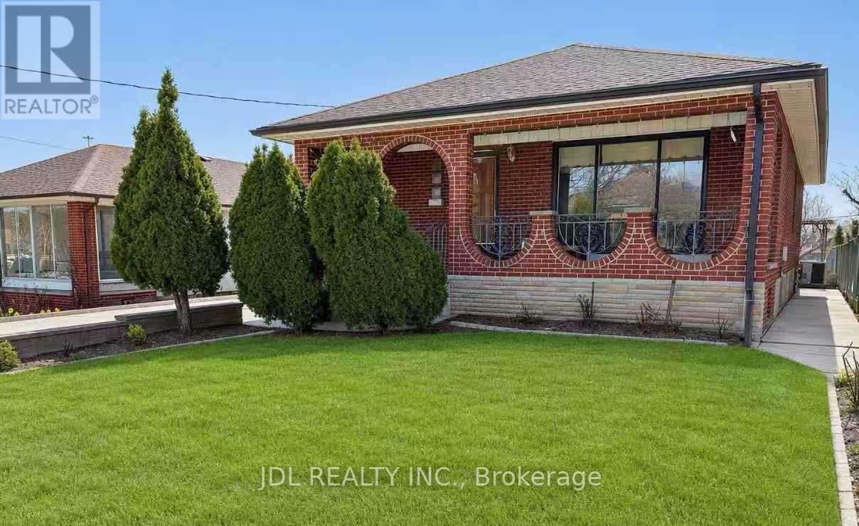 40 Montana Avenue Property Photo 1