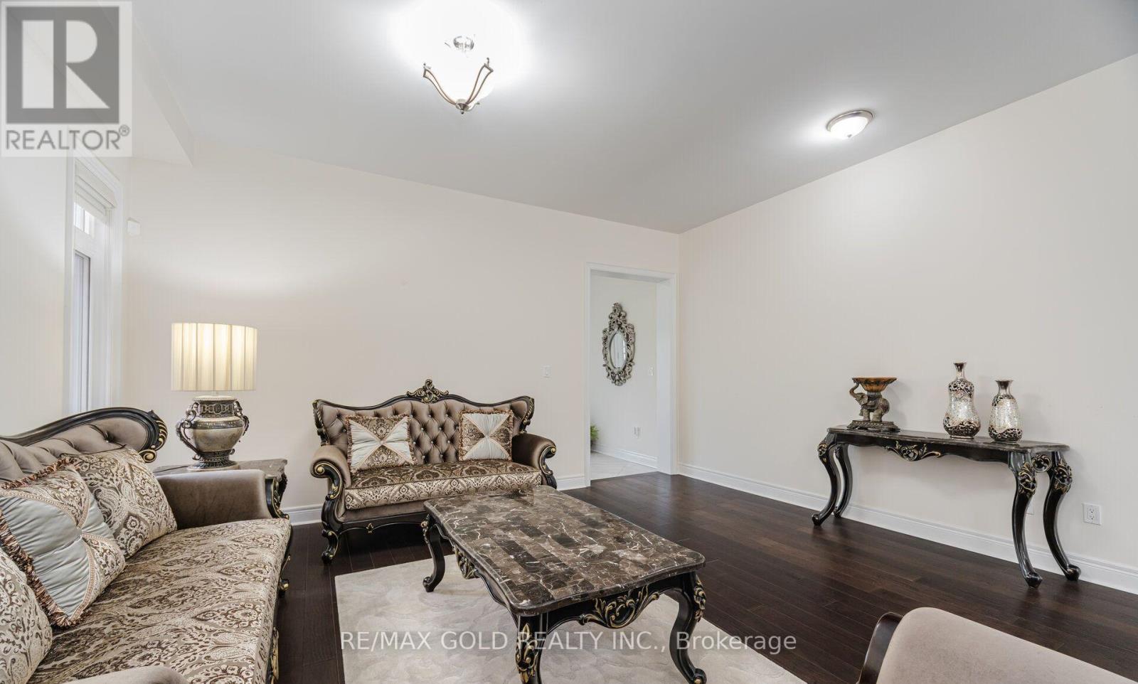 106 Rising Hill Ridge Property Photo 9