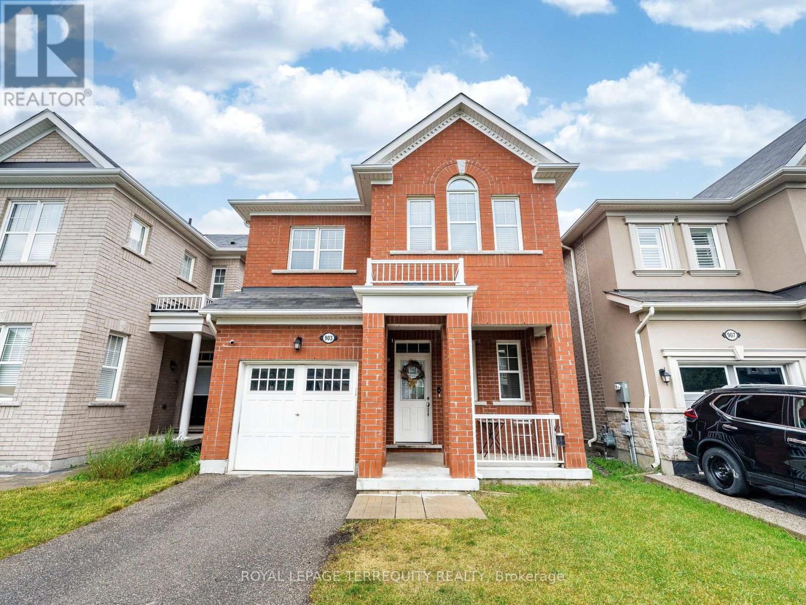903 PENSON CRESCENT Property Photo 1