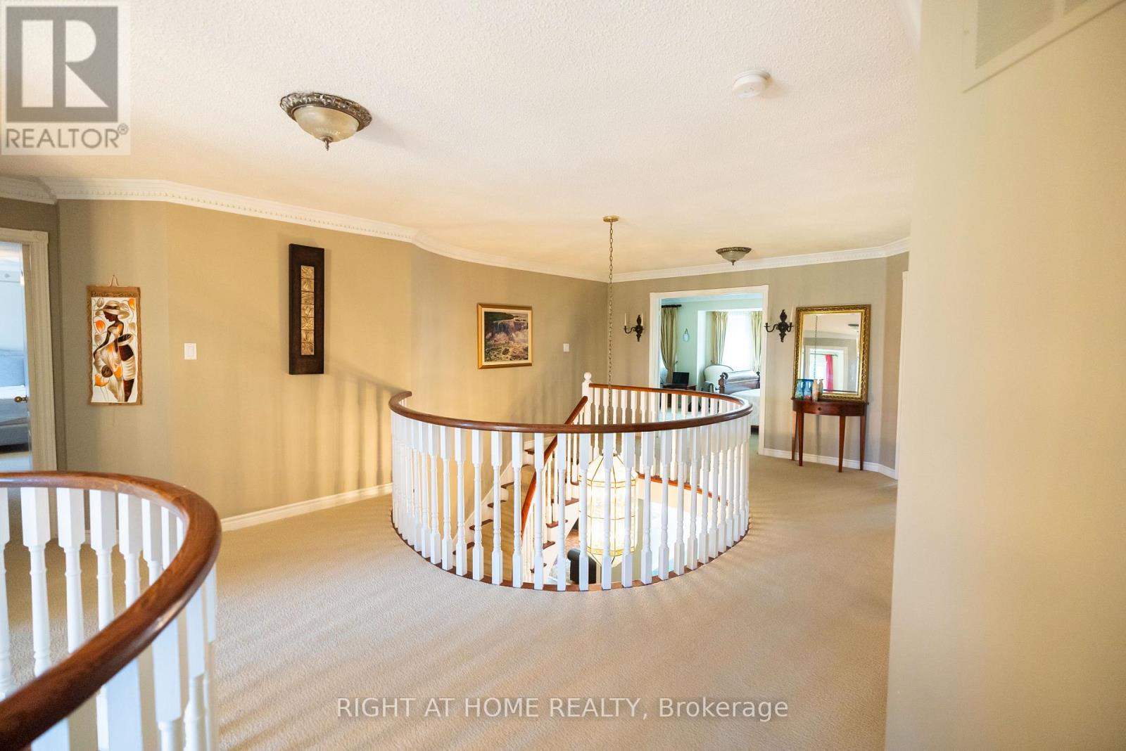 2427 Erin Centre Boulevard Property Photo 27