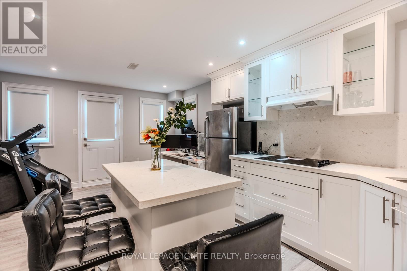7 Picasso Drive Property Photo 7
