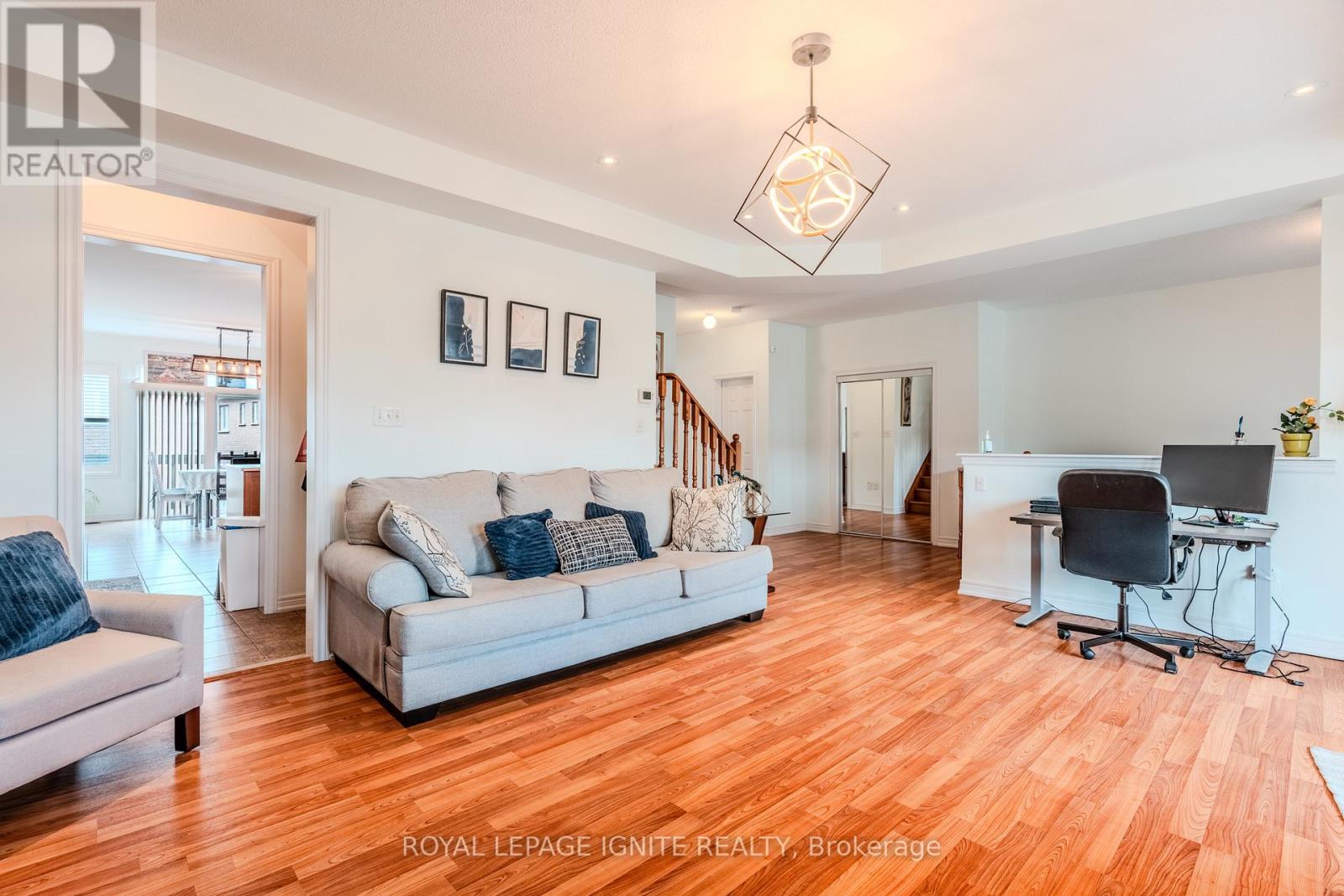 7 Picasso Drive Property Photo 14