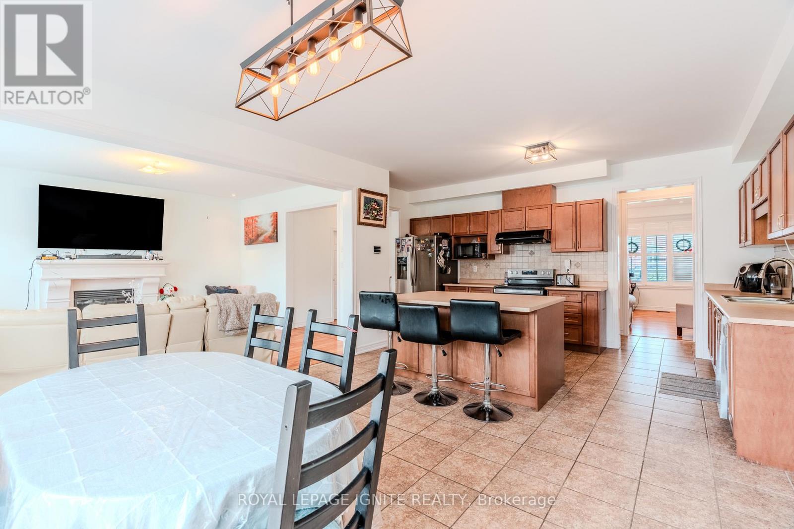7 Picasso Drive Property Photo 25