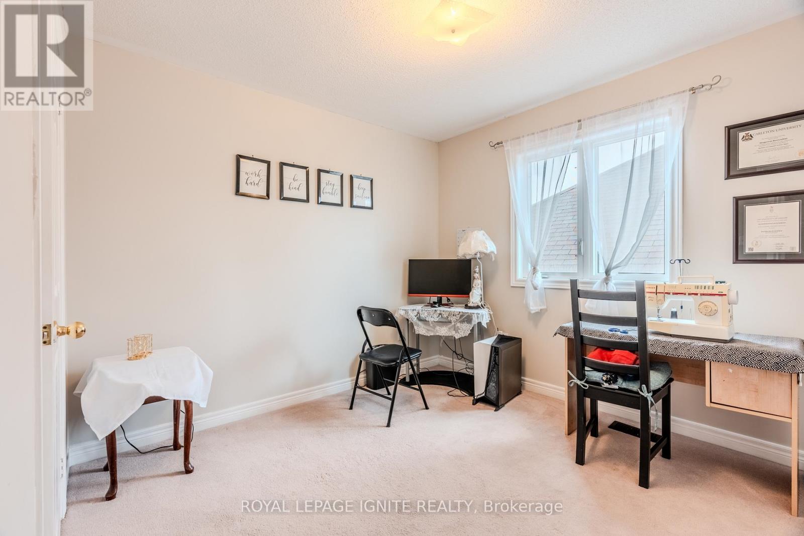 7 Picasso Drive Property Photo 36
