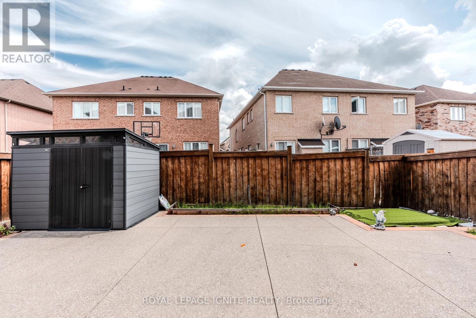 7 Picasso Drive Property Photo 46
