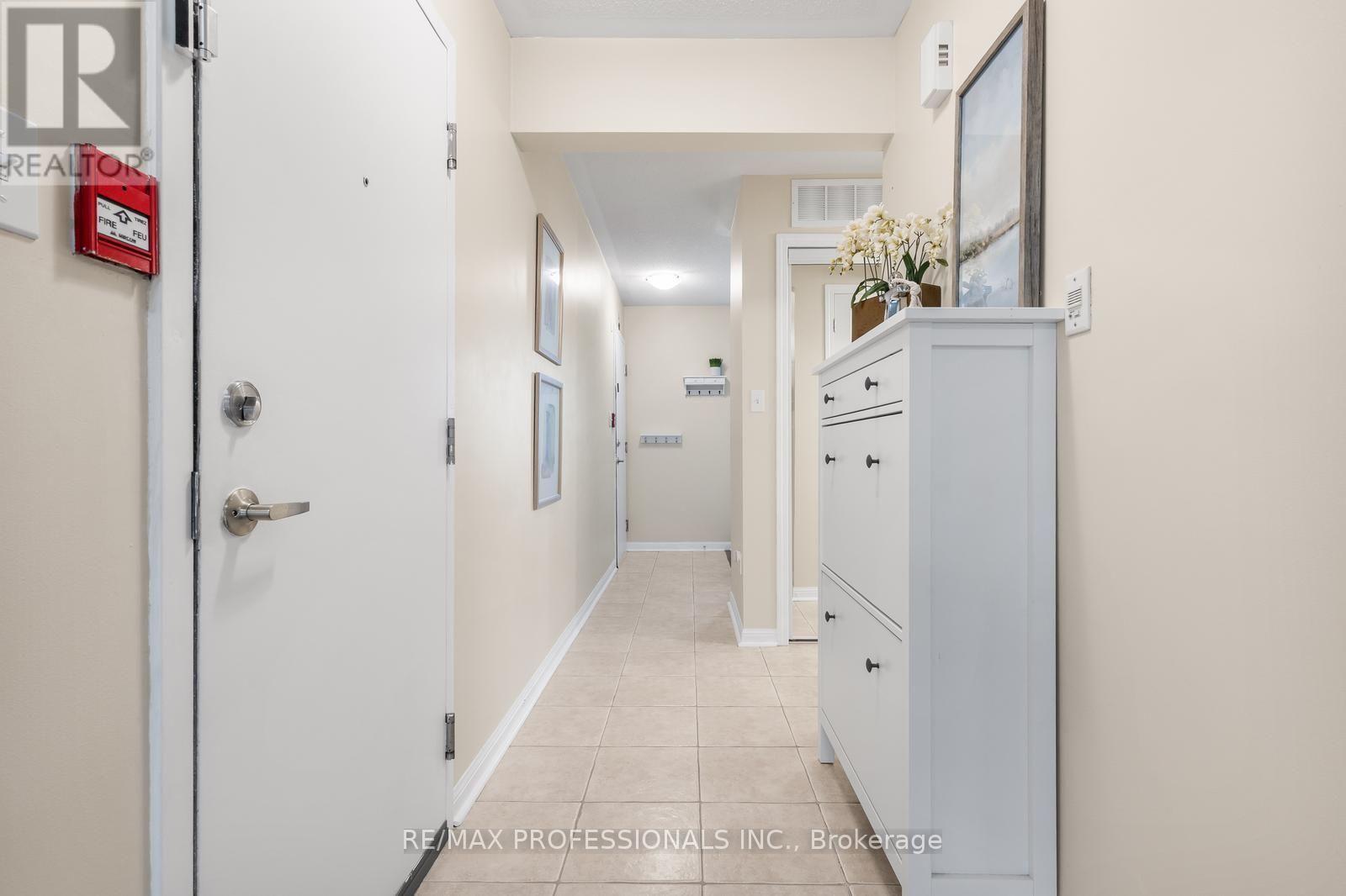 5 - 3025 Elmcreek Road Property Photo 10