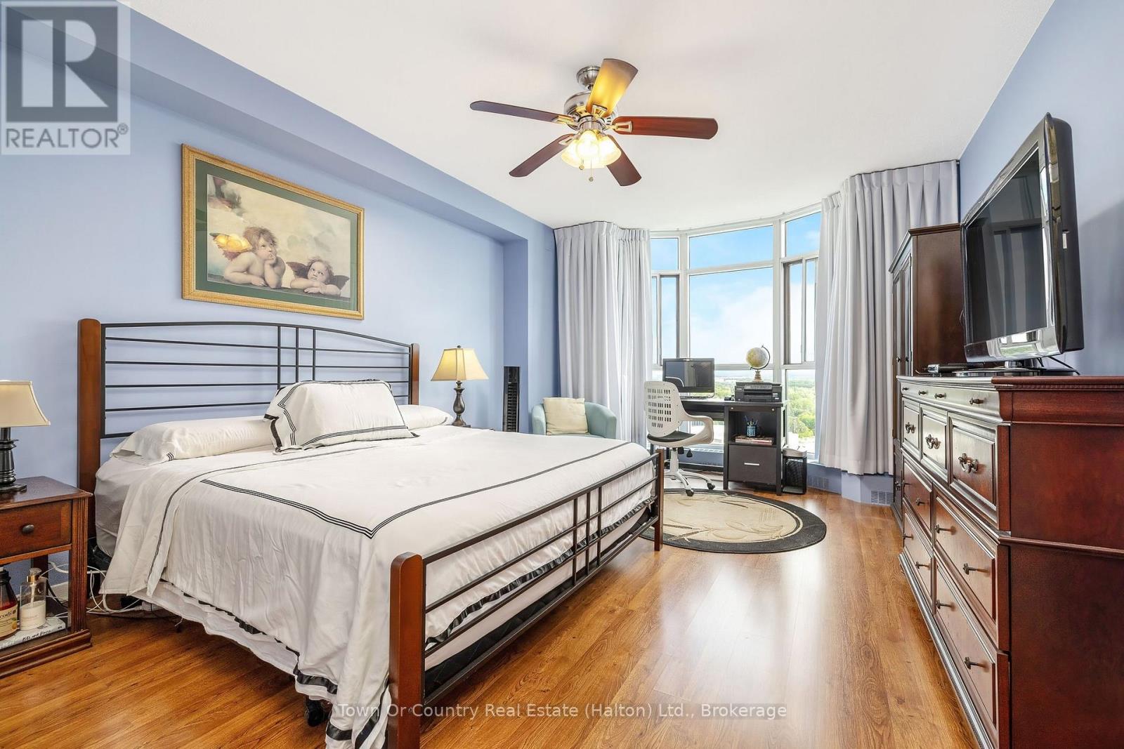 1906 - 5250 Lakeshore Road Property Photo 15