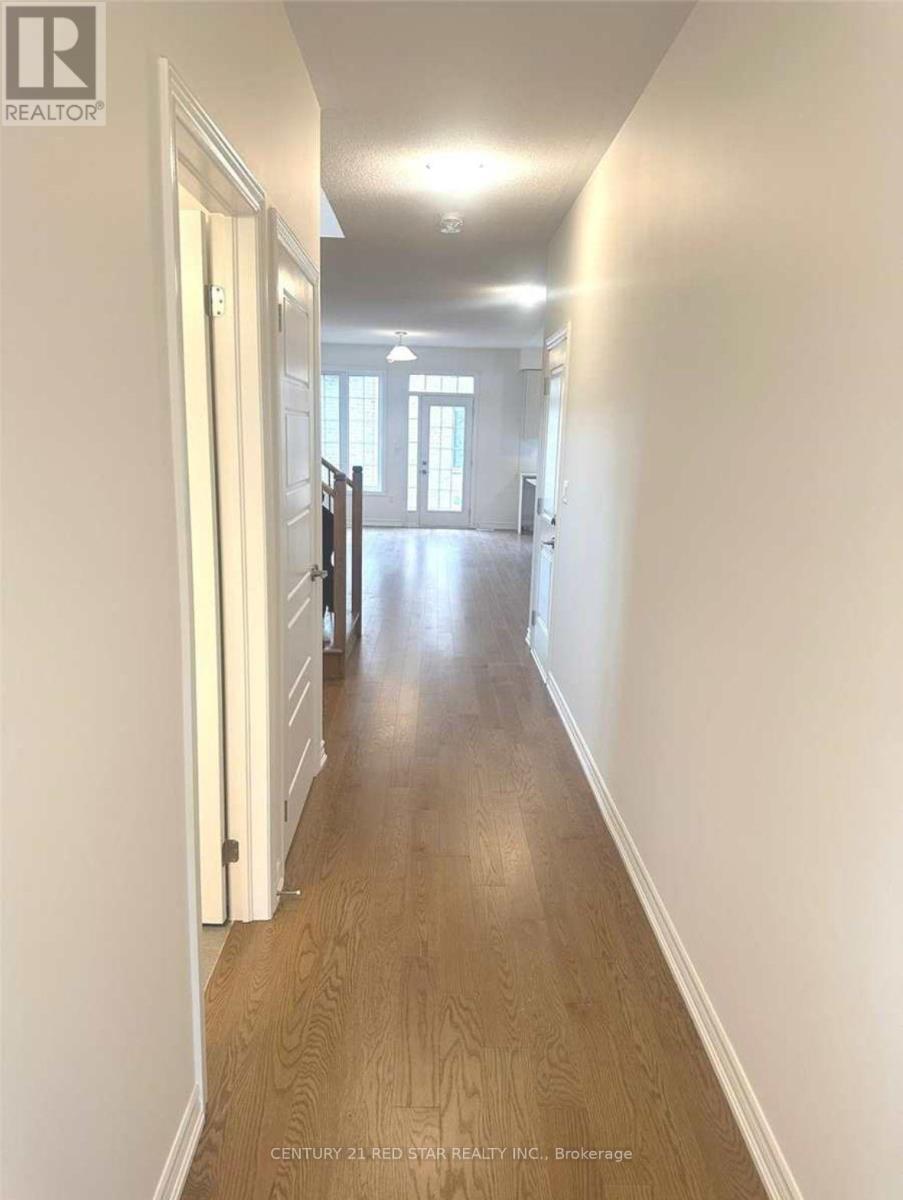 441 Bergamot Avenue Property Photo 6