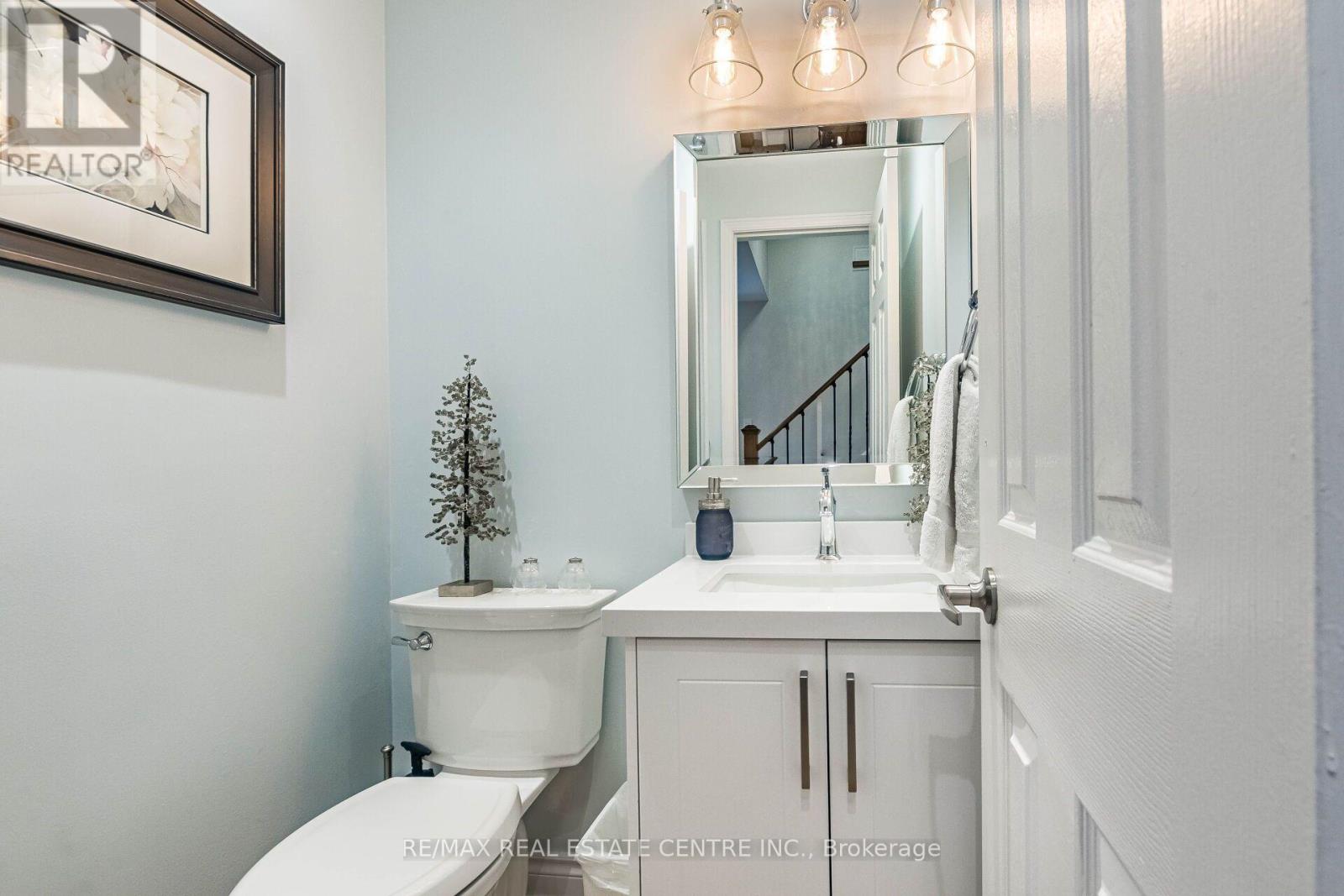 1571 Meadowfield Crescent Property Photo 14