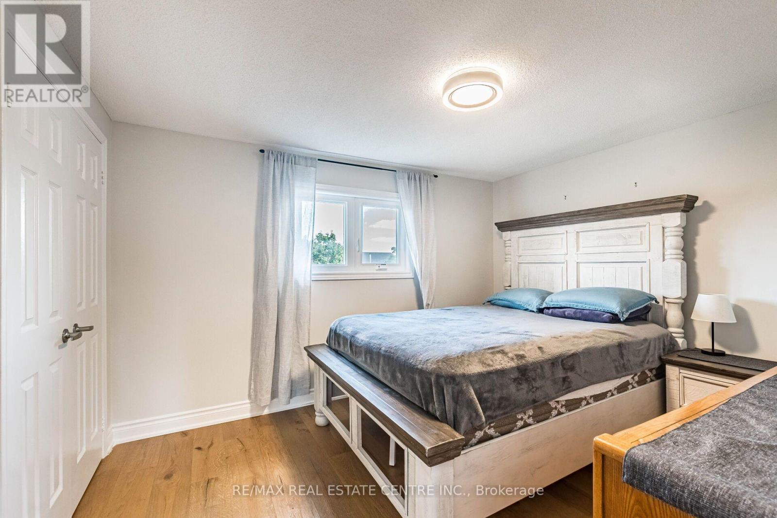 1571 Meadowfield Crescent Property Photo 21