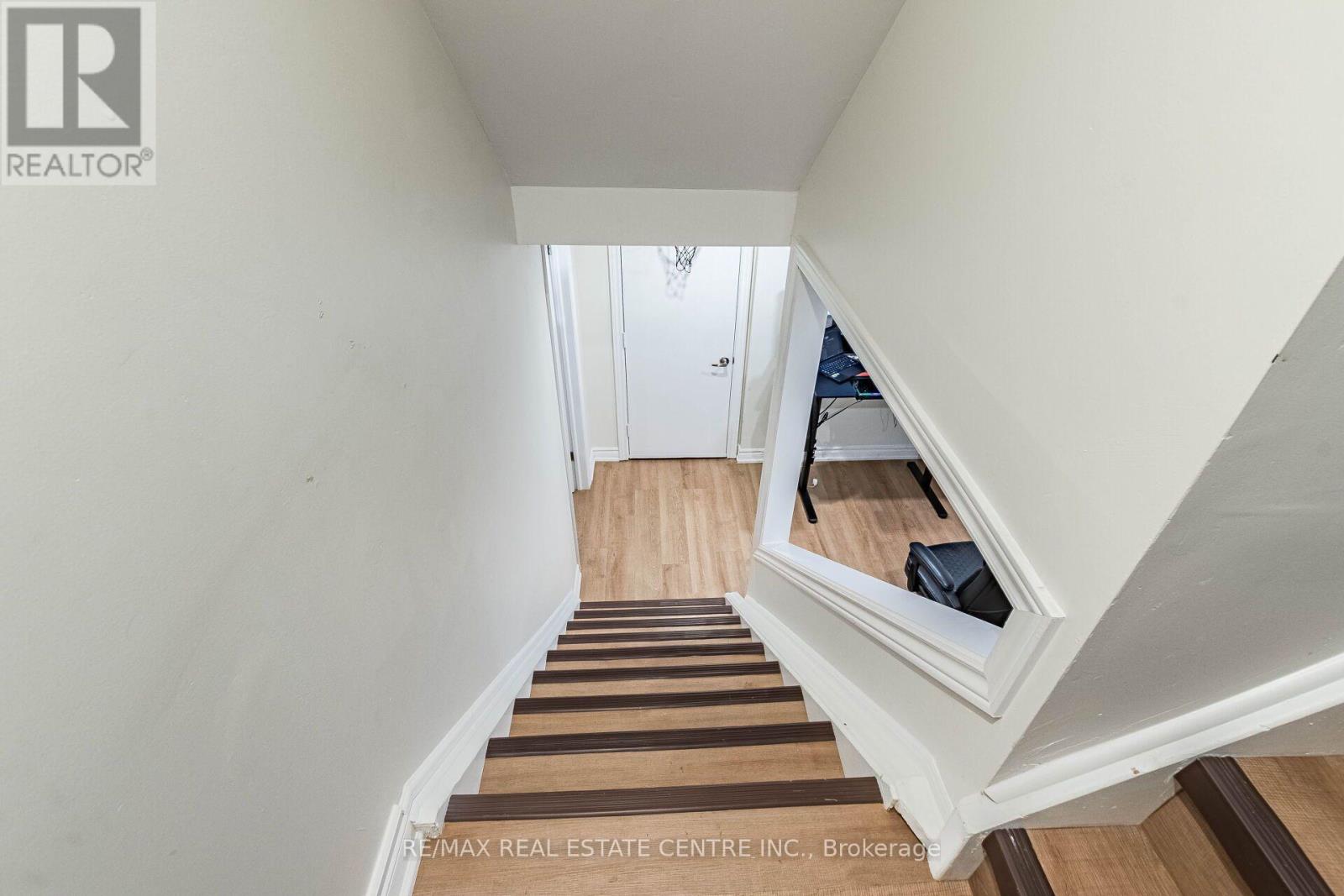 1571 Meadowfield Crescent Property Photo 25