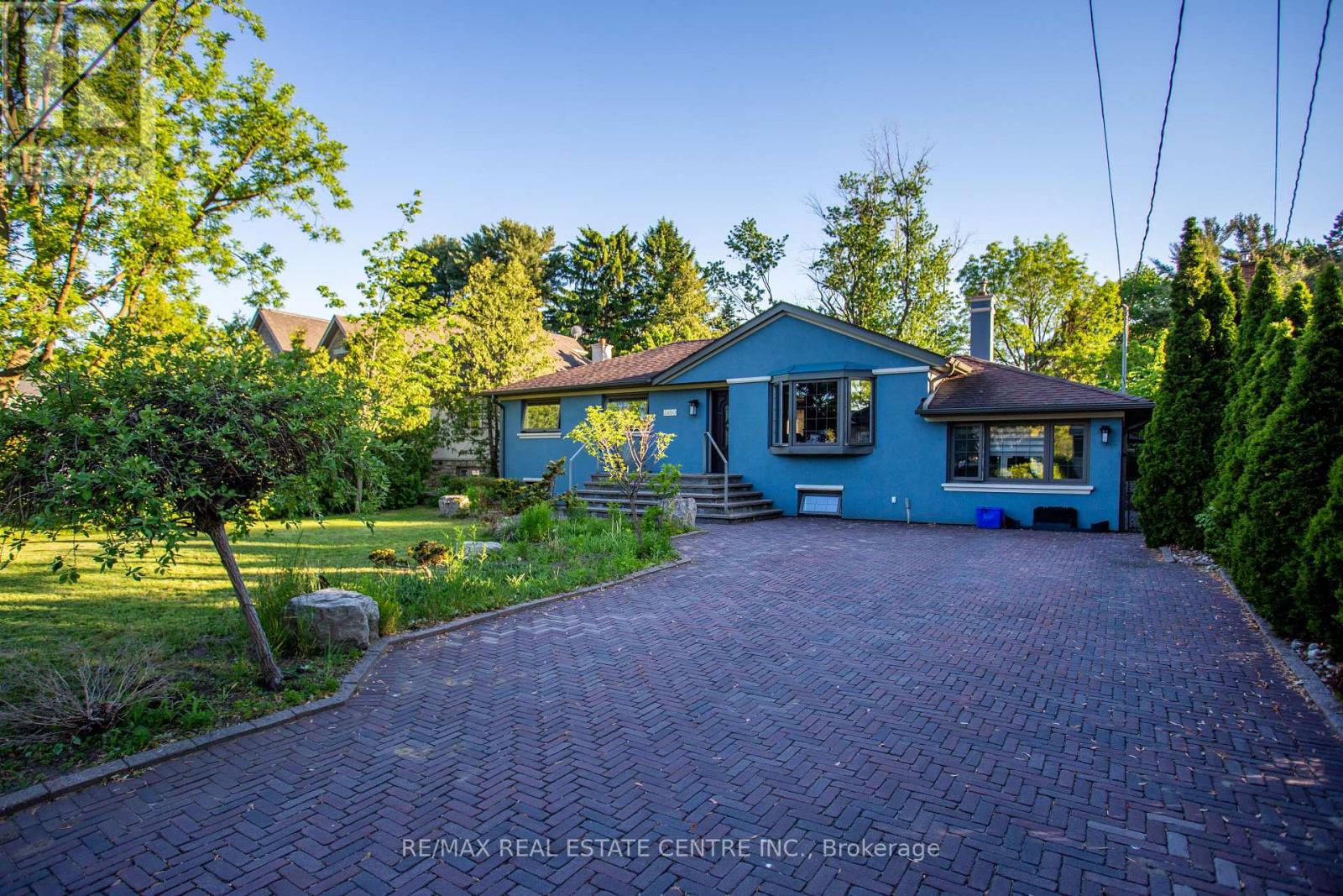 2450 EDENHURST DRIVE